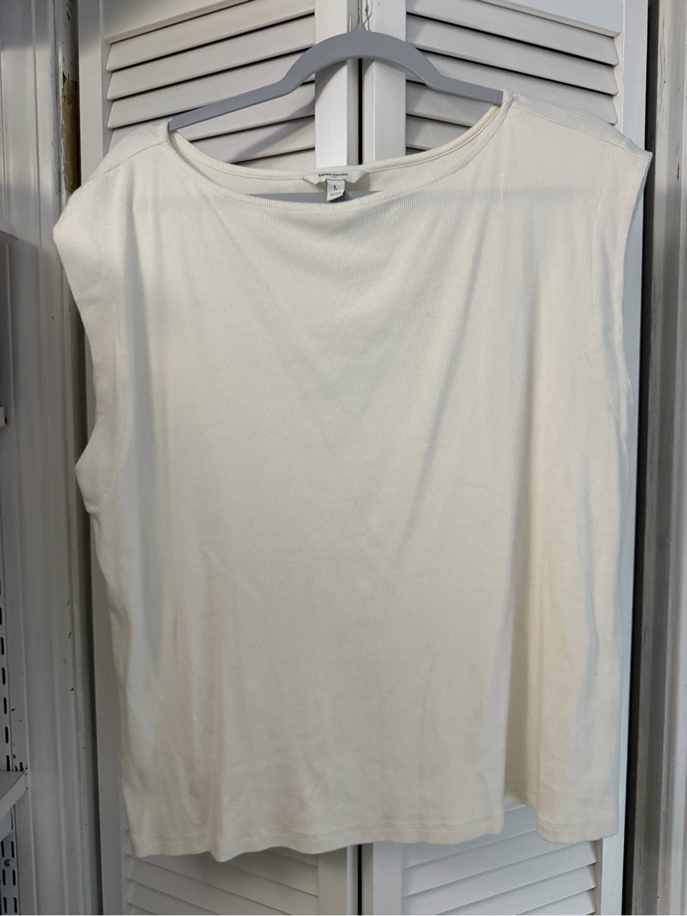 Banana Republic Cream Short Sleeve Boatneck Top